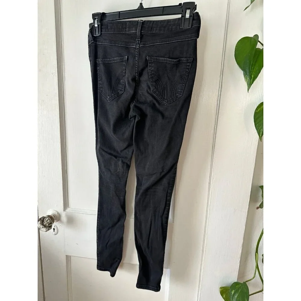 Hollister Women’s size 1s black jeans
